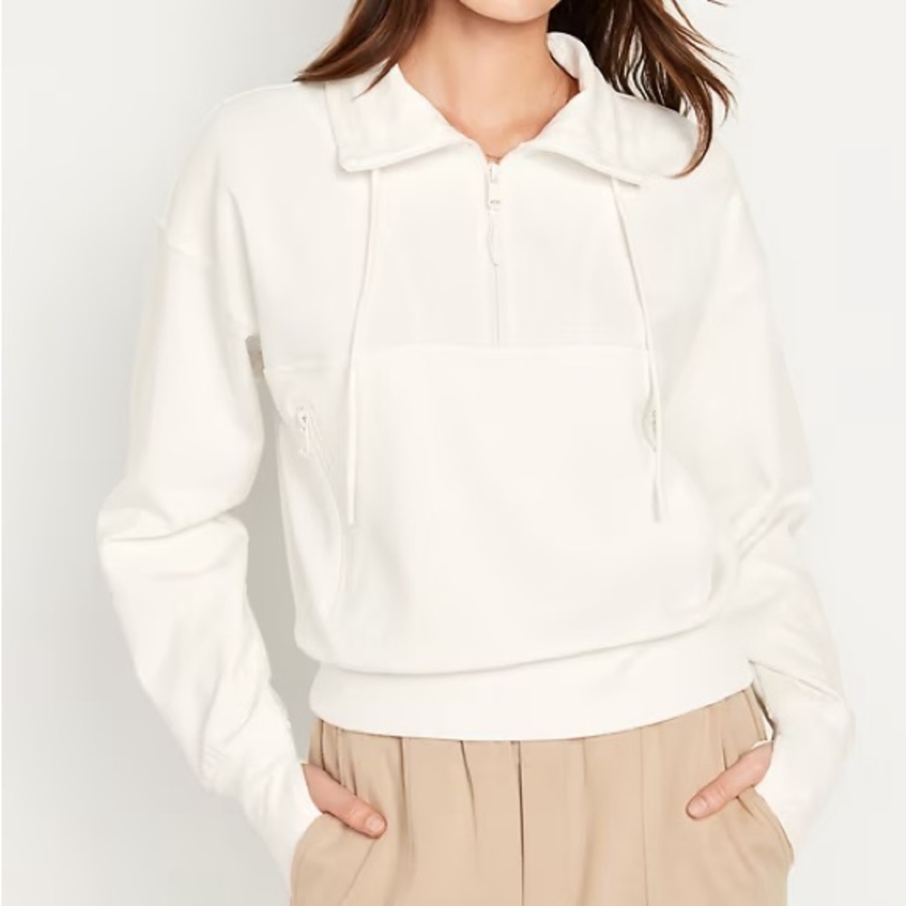 Old Navy Dynamic Fleece 1/2-Zip Sweatshirt in Magnolia
